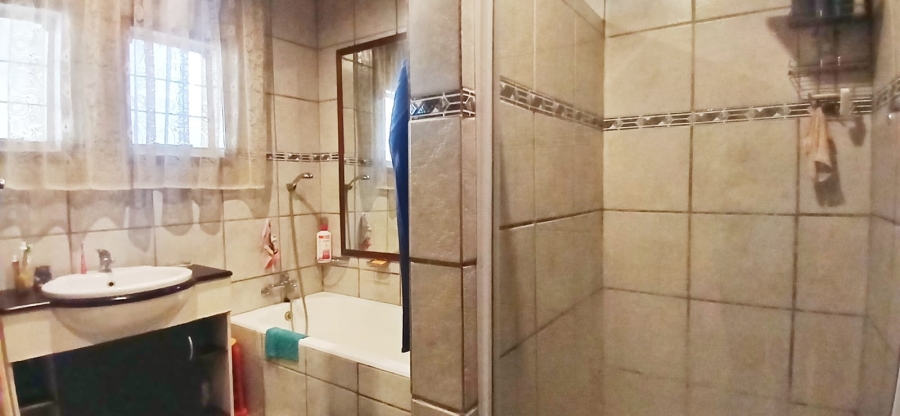 4 Bedroom Property for Sale in Sasolburg Ext 15 Free State